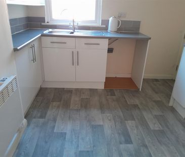 1 Bed Studio - Photo 2