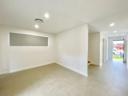 36 Lawrence Street, Fairfield, NSW 2165 - Photo 4