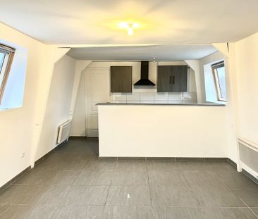 Location Appartement 1 pièce 31m² ROUBAIX 59100 - Photo 2