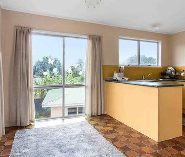 Family Home with Extra Space to Enjoy - Photo 2