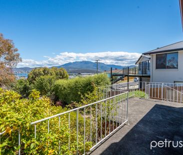 Family Home with Views – 6 month lease - Photo 6