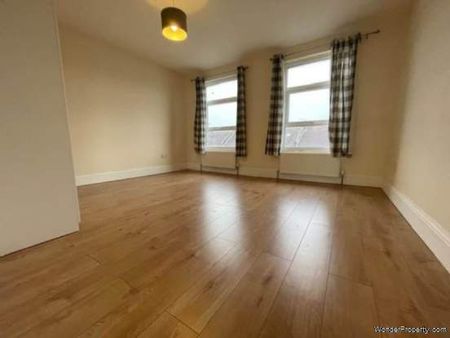 2 bedroom property to rent in London - Photo 4