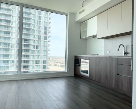 For Lease - 7890 Jane Street Unit# 2109, Vaughan, Ontario - Photo 5