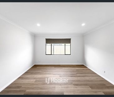 9 Galah Way, Australind, WA 6233 - Photo 5