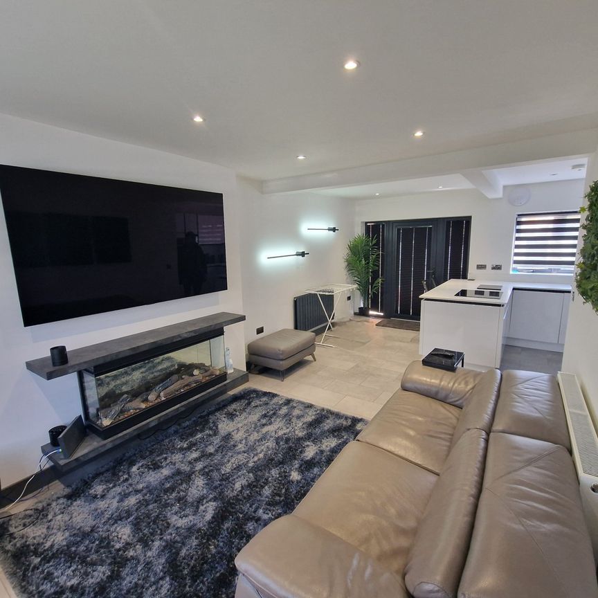 3 bedroom house to rent - Photo 1