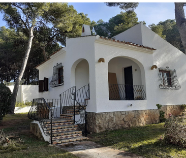 Se alquila chalet independiente en complejo privado en Jávea - Photo 3