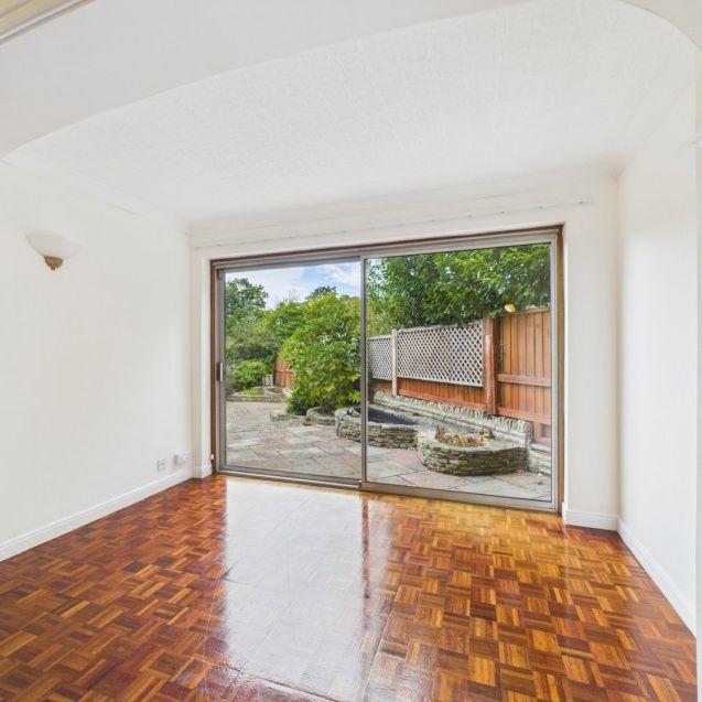 Lawson Glade, Charlton Kings, Cheltenham, Gloucestershire, GL53 - Photo 1