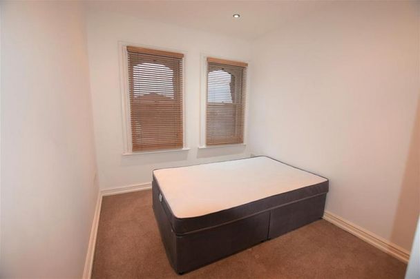 700 Wilmslow Road, Manchester - Photo 1