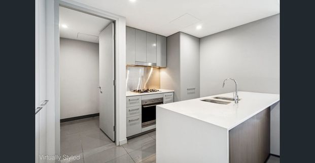 Luxurious Living in The Prominence, the Heart of Zetland - Photo 1