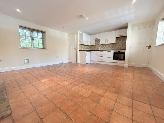 1 bedroom cottage to rent - Photo 1