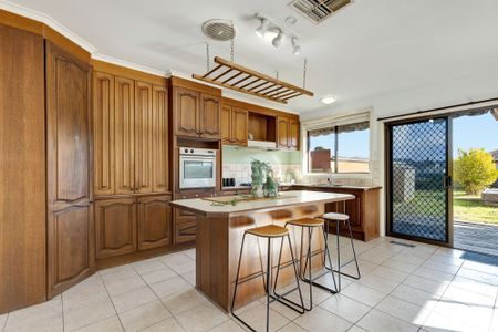 Family Home in Craigieburn - Photo 3