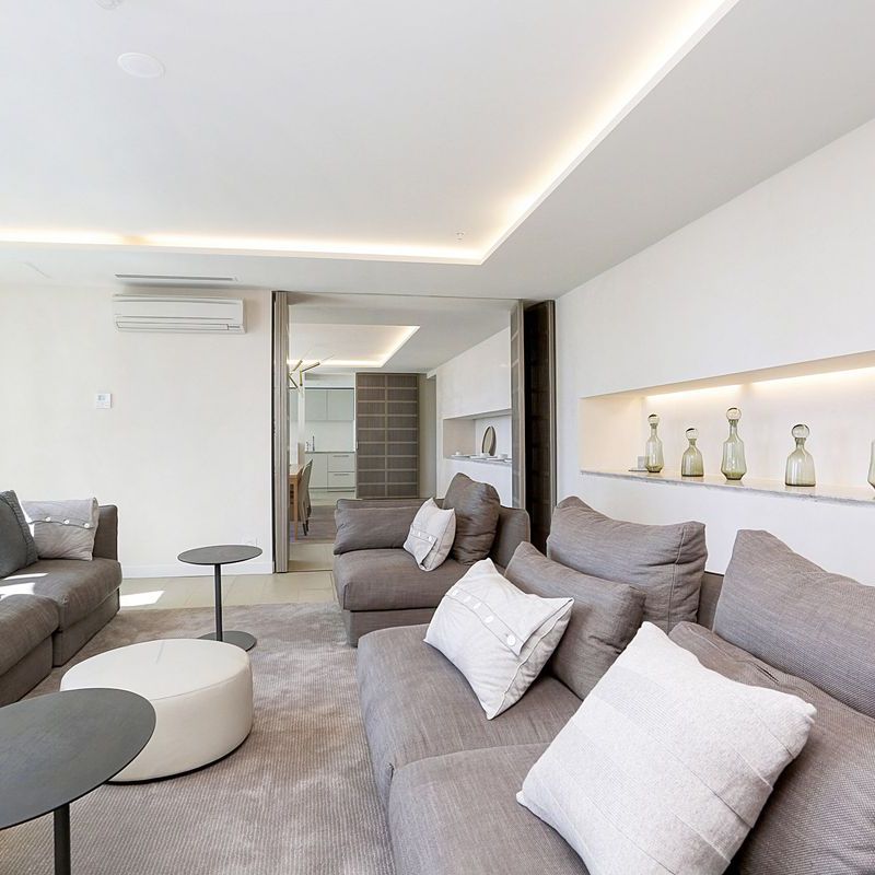 5401/135 A'Beckett Street, Melbourne - Photo 1