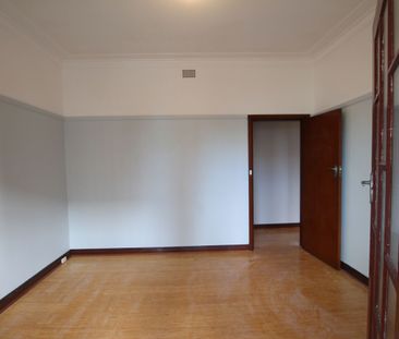 Central Hamilton location - Photo 6