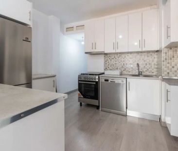 Alquiler de piso en Callejón Flores de las - Photo 4