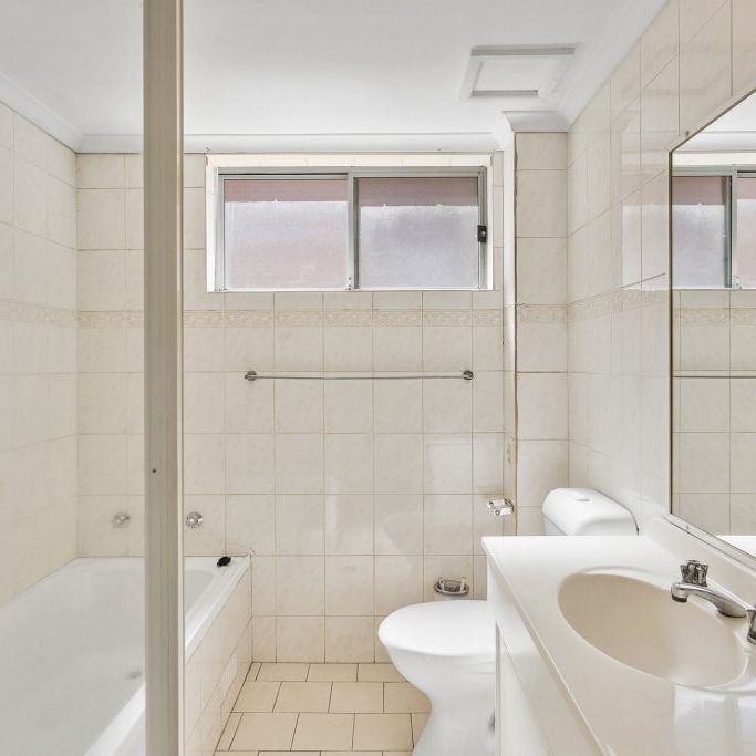 Convenient Living in a Prime Sutherland Location - Photo 1