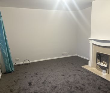 Sycamore Avenue, Knottingley - Photo 2