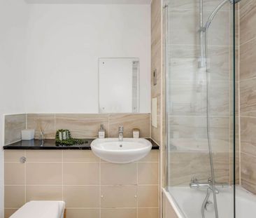 1 Bed Flat, Swanton Court, SE13 - Photo 5