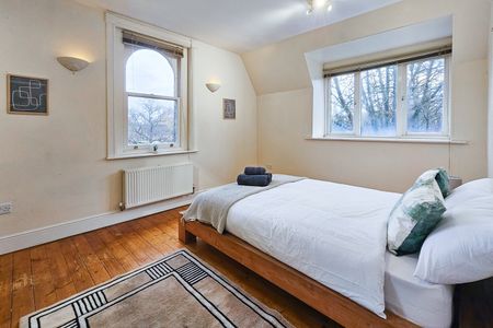 2 Bed Flat, Carlton Road, M16 - Photo 3