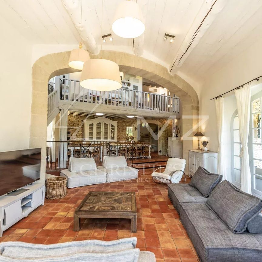 Bonnieux - Superbe mas avec piscine chauffée - Photo 1