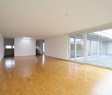 Schöne Attikawohnung im Zentrum der Stadt Wil mit Weitsicht! - Photo 5