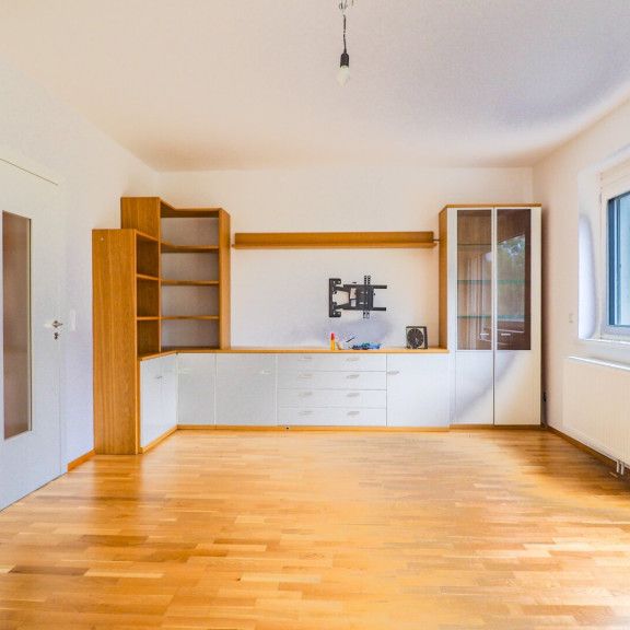 Modernes Wohnhaus in absoluter Ruhelage mit exklusiver Seezugang für Anreiner – Top-Zustand zu vermieten! - Photo 1