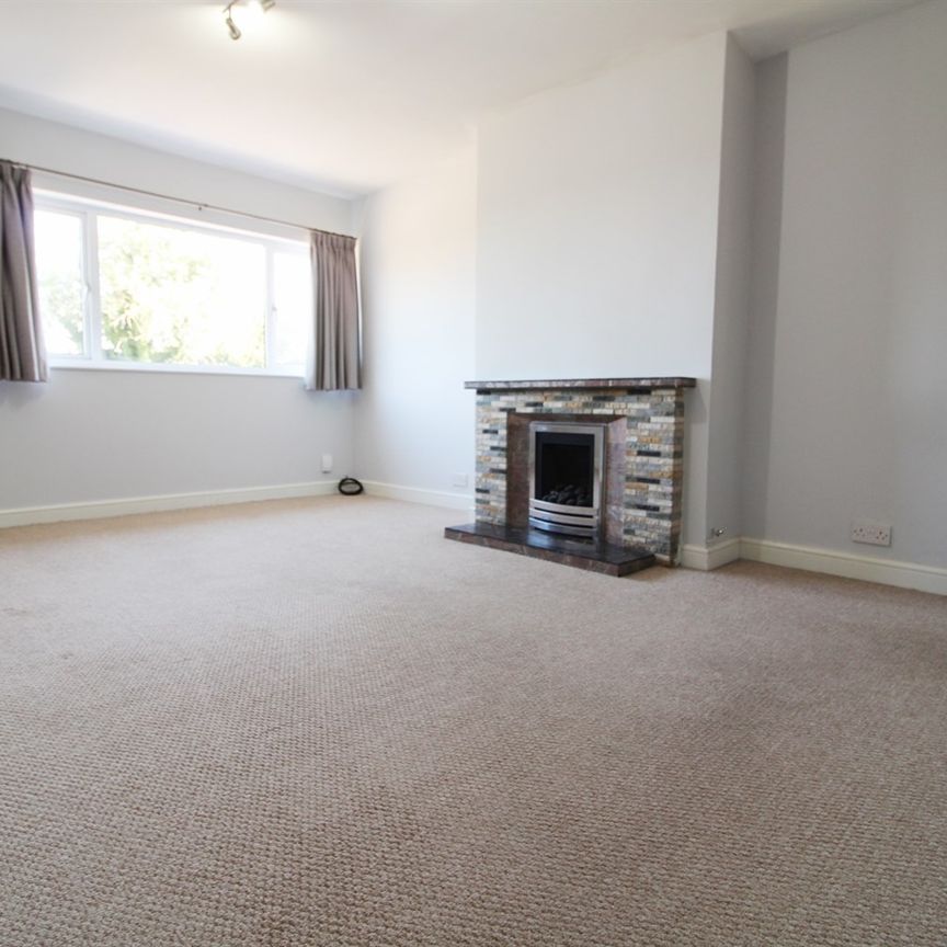 Mowbray Drive, Reading, RG30 4XY - Photo 1