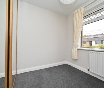 51 Beechill Park East, Belfast, BT8 6NY - Photo 4