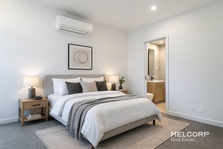 THREE BEDROOMS RESORT-INSPIRED LIVING - UNFURNISHED - Photo 4