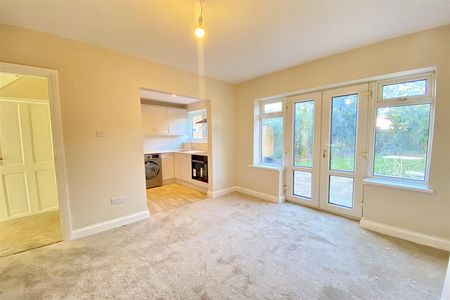 Old Shoreham Road, Portslade, Brighton - Photo 2