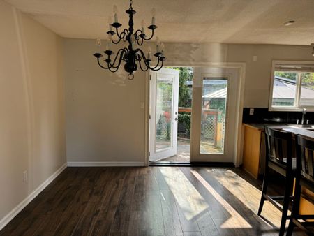 5 Bedroom House in East Abbotsford! - Photo 4