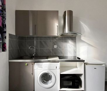 Location Appartement 1 pièce 19m² MARSEILLE 6ème - Photo 5