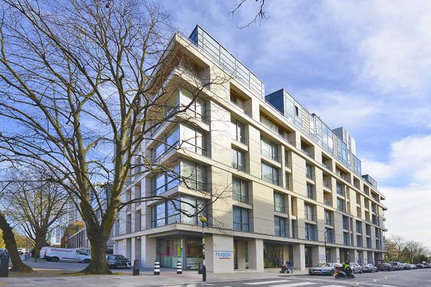 Melrose Apartments, 6 Winchester Road, NW3 - Photo 1