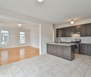 For Lease - 1417 Farrow Crescent, Innisfil, Ontario - Photo 5