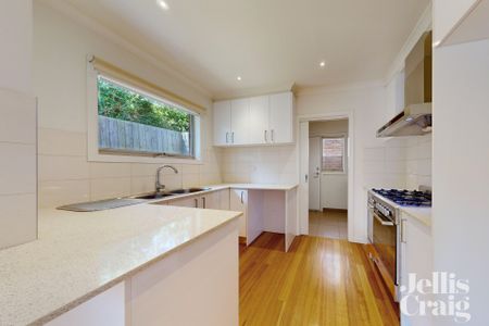 2/4-6 Smyth Street, Mount Waverley - Photo 3