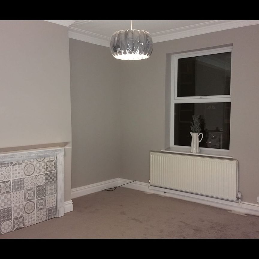 3 Bed Terraced House, Zoar Street, LS27 - Photo 1