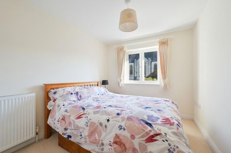 4 bedroom townhouse to rent - Photo 2