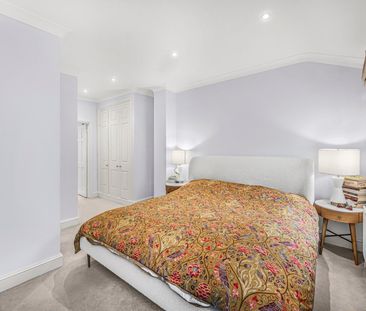 Bathurst Mews, Hyde Park, London, W2 - Photo 6