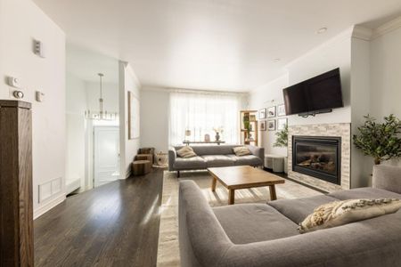 2045 100e Avenue, H7T 3C4, H7T 3C4, Laval - Photo 2