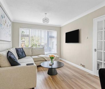 3 bedroom semi-detached house to rent - Photo 3