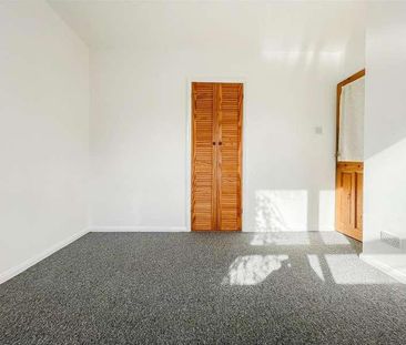 Priory Road, Hastings, TN34 - Photo 2