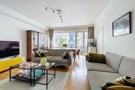 Quartier Molière, bel appartement traversant 2ch de 84 m² avec terrasse - Photo 3
