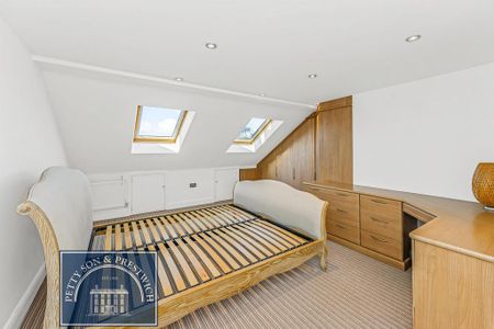 5 bedroom terraced house to rent - Photo 4