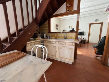 Location Appartement 3 pièces 98m² - Photo 4