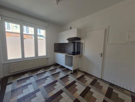 Location Appartement 2 pièces 64m² LAMBERSART 59130 - Photo 2