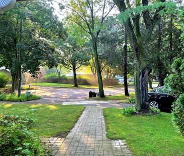 For Lease - 772 Wylan Court, Mississauga, Ontario - Photo 2