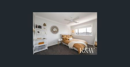 PRIME LOCATION - Photo 5