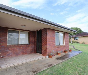 NEAT AND TIDY SINGLE LEVEL UNIT - Photo 4