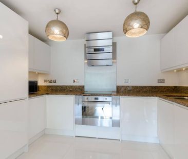 3 bedroom flat to rent - Photo 5