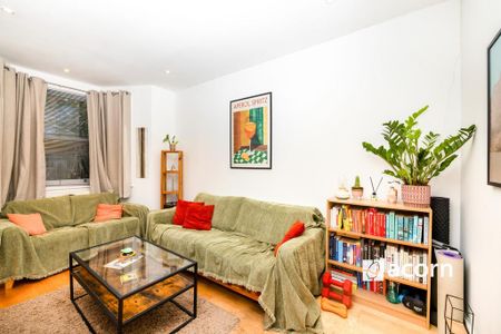 4 bedroom townhouse to rent - Photo 2