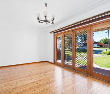 Charming 3-Bedroom Family Home - Photo 3